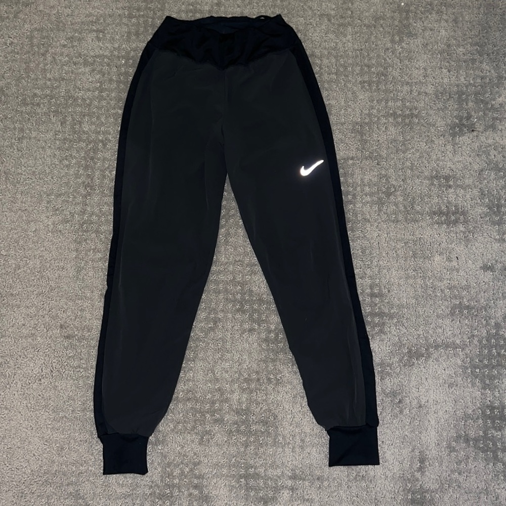 Black Nike dri fit joggers